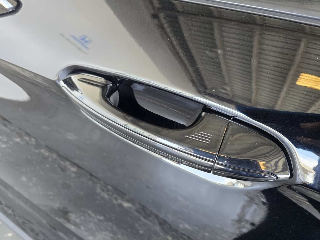 Thumbnail: 2018 Ford Edge - 28