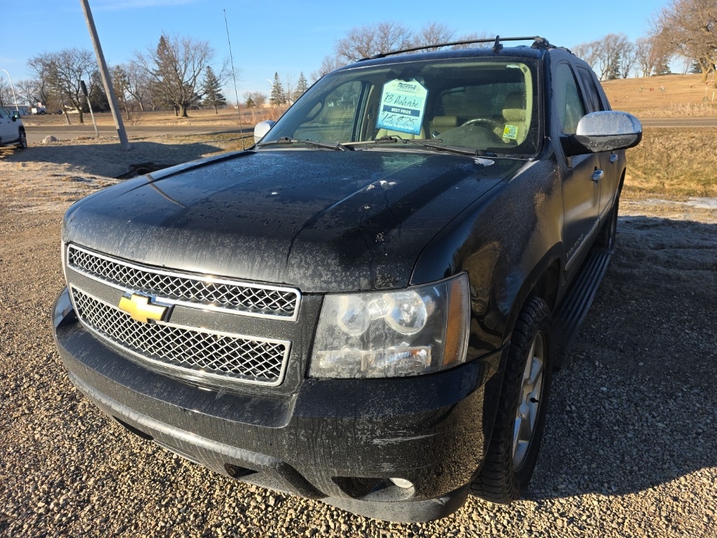 2013 Chevrolet Avalanche LTZ Black Diamond Edition 4WD