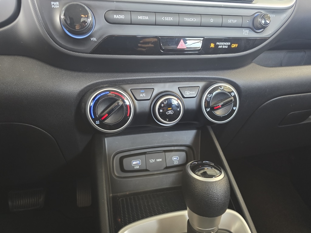 Used Car 2025 Hyundai Venue  Se For Sale Under $25,000 In San Juan, Puerto Rico