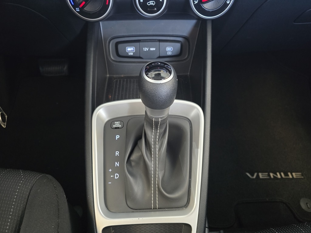 Used Car 2025 Hyundai Venue  Se For Sale Under $25,000 In San Juan, Puerto Rico