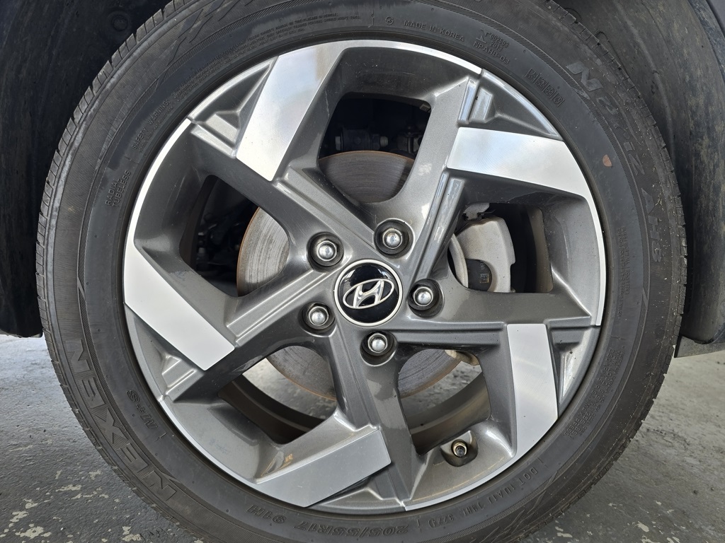 Used Car 2025 Hyundai Venue  Se For Sale Under $25,000 In San Juan, Puerto Rico