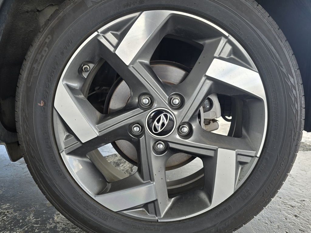 Used Car 2025 Hyundai Venue  Se For Sale Under $25,000 In San Juan, Puerto Rico