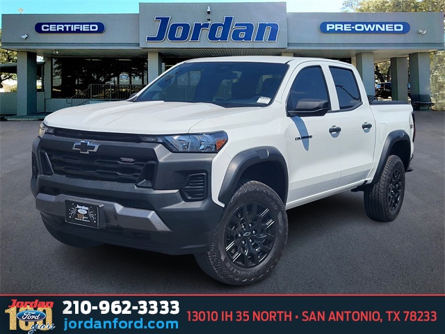 Used Car 2023 Chevrolet Colorado  Trail Boss For Sale Under $40,000 In San Antonio, Texas