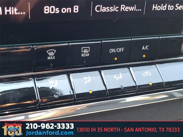 Used Car 2023 Chevrolet Colorado  Trail Boss For Sale Under $40,000 In San Antonio, Texas