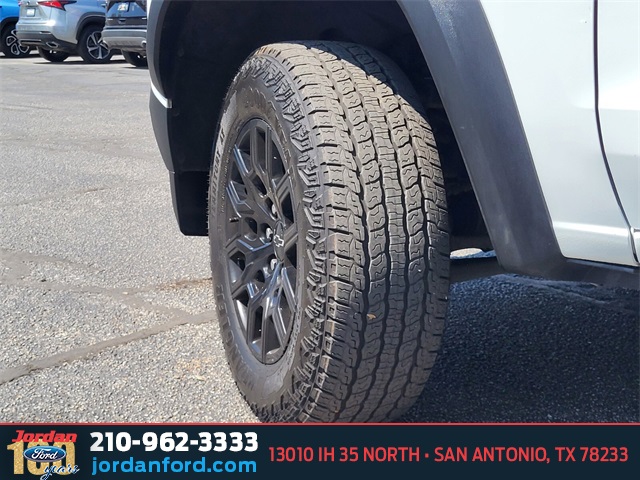 Used Car 2023 Chevrolet Colorado  Trail Boss For Sale Under $40,000 In San Antonio, Texas