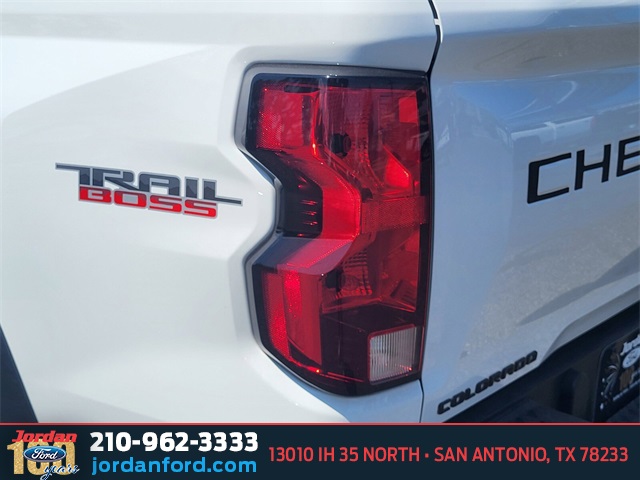 Used Car 2023 Chevrolet Colorado  Trail Boss For Sale Under $40,000 In San Antonio, Texas