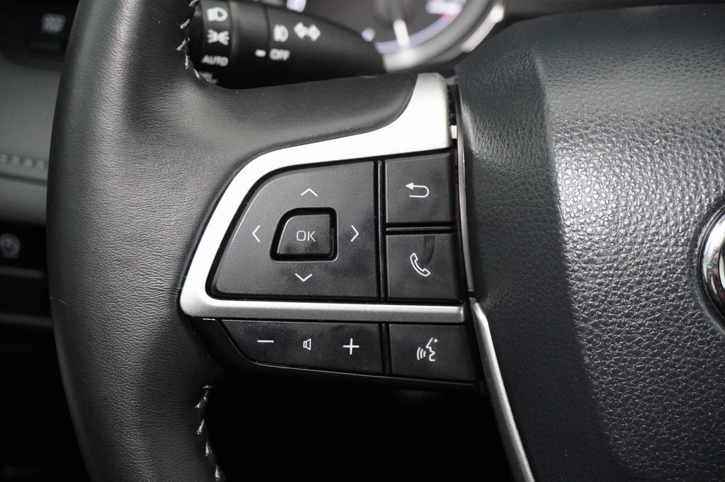 Used Car 2024 Toyota Highlander  Le For Sale Under $40,000 In Weatherford, Texas