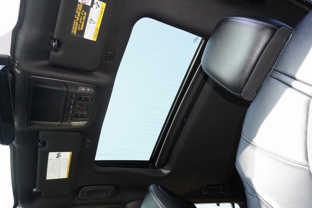 Used Car 2024 Toyota Highlander  Le For Sale Under $40,000 In Weatherford, Texas