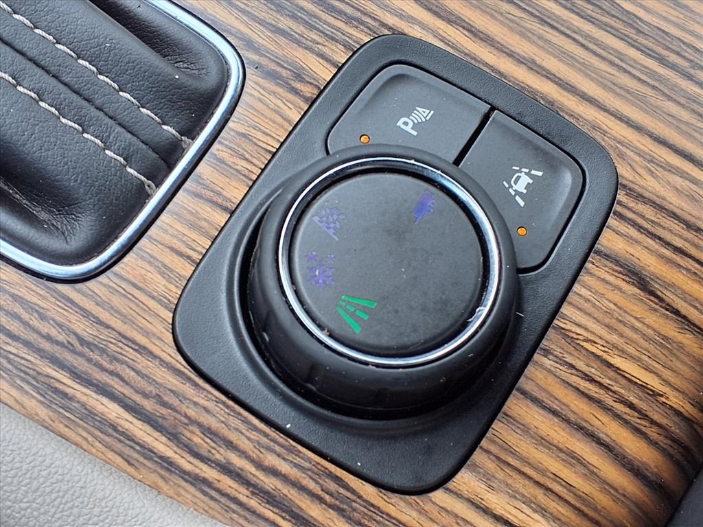 2019 GMC Acadia Denali White at Emmons Autoplex