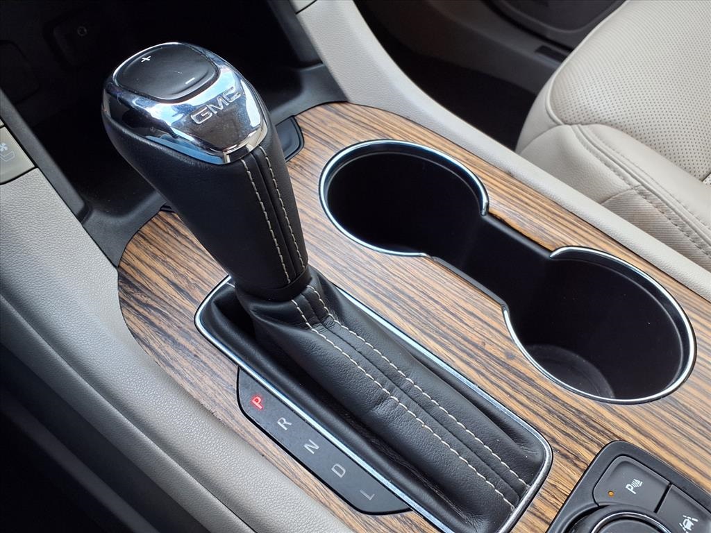 2019 GMC Acadia Denali White at Emmons Autoplex