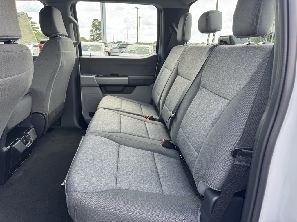FordF-250SD26
