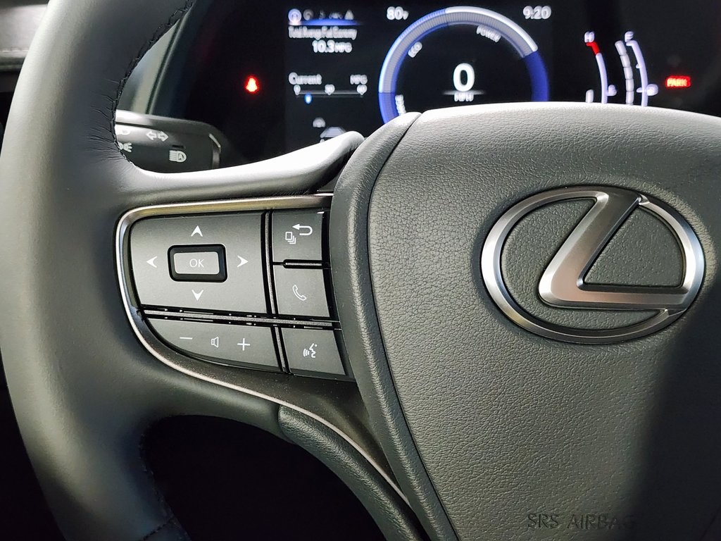 Thumbnail: 2025 Lexus UX - 16