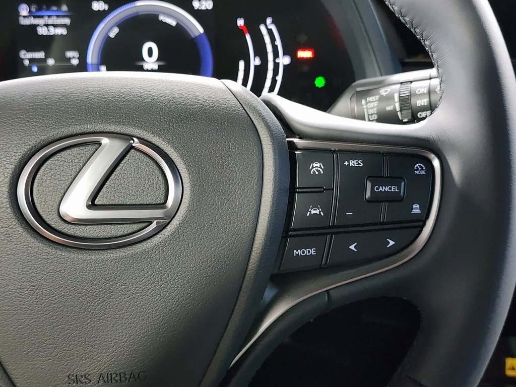 Thumbnail: 2025 Lexus UX - 17