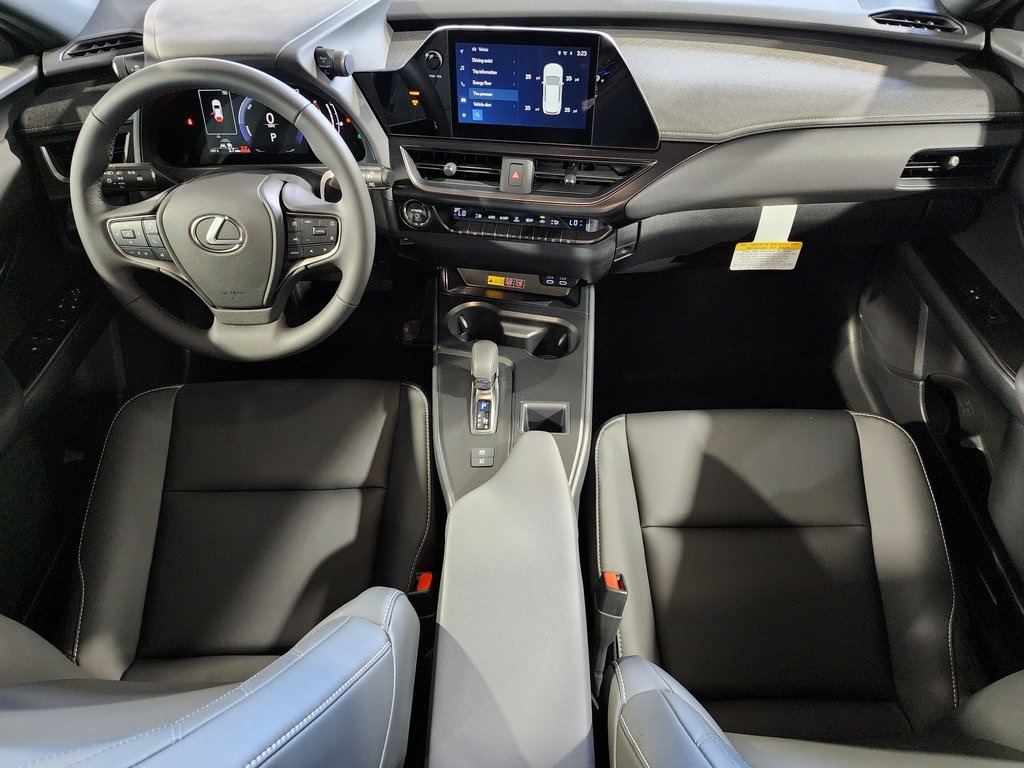 Thumbnail: 2025 Lexus UX - 30