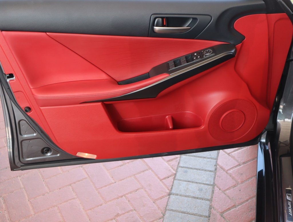 Thumbnail: 2022 Lexus IS - 21