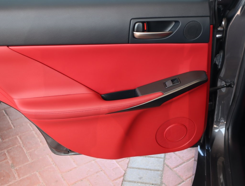 Thumbnail: 2022 Lexus IS - 23