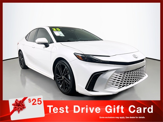 2025 Toyota Camry XSE FWD