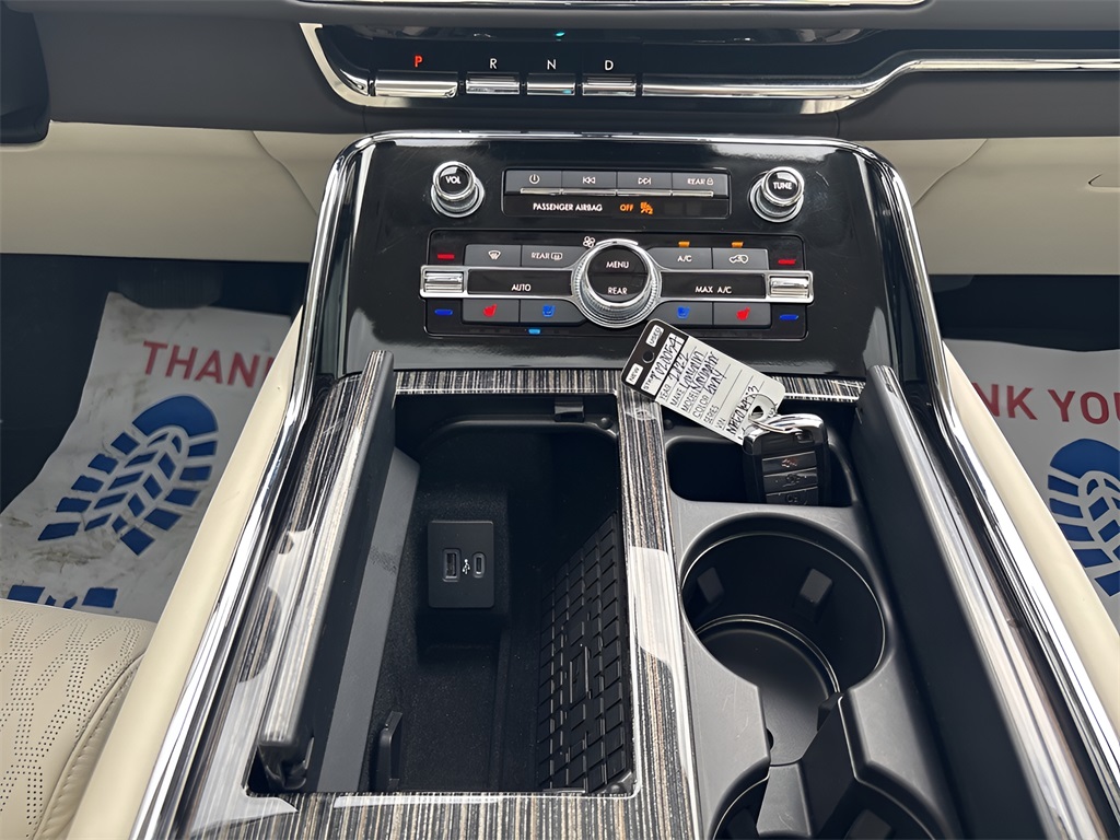 2022 Lincoln Navigator