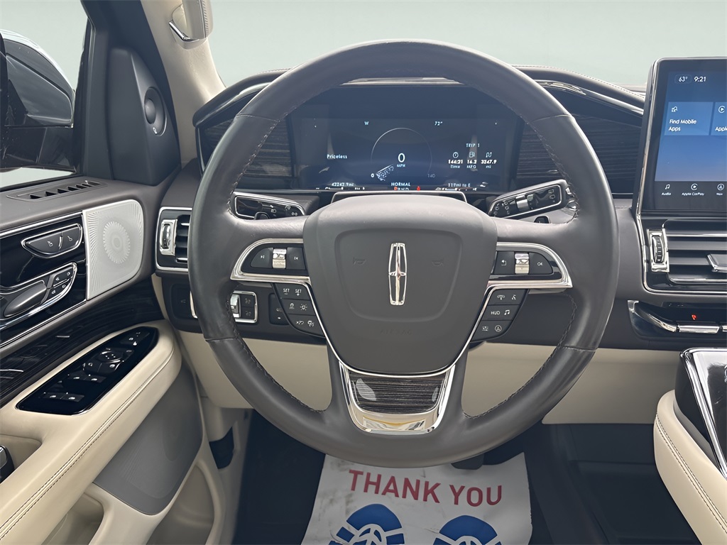 2022 Lincoln Navigator