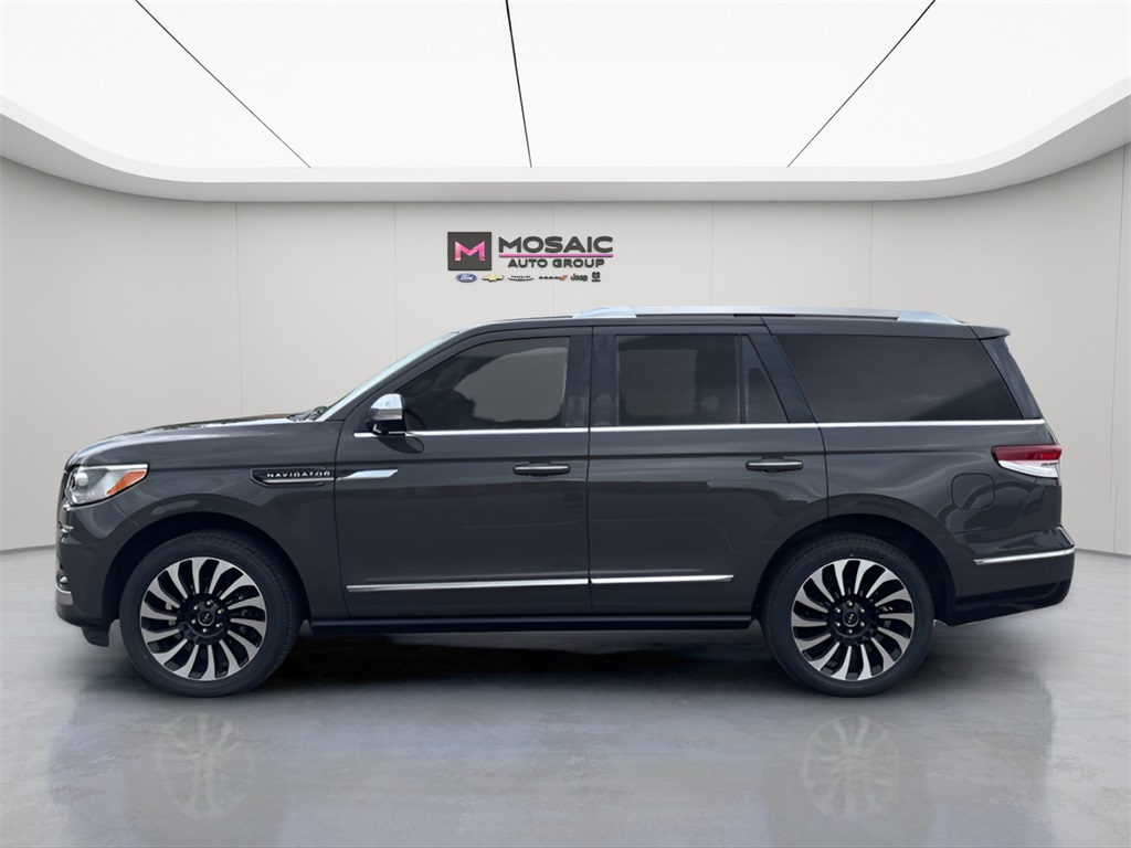 2022 Lincoln Navigator