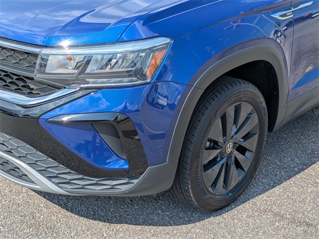 2024 Volkswagen Taos 1.5T S - 8