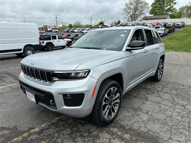 Certified 2022 Jeep Grand Cherokee Overland with VIN 1C4RJHDG6N8550631 for sale in Kansas City