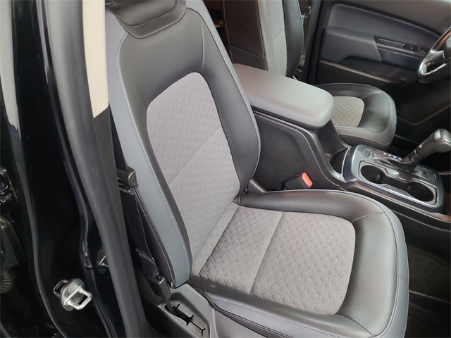 2016 – Chevrolet – Colorado