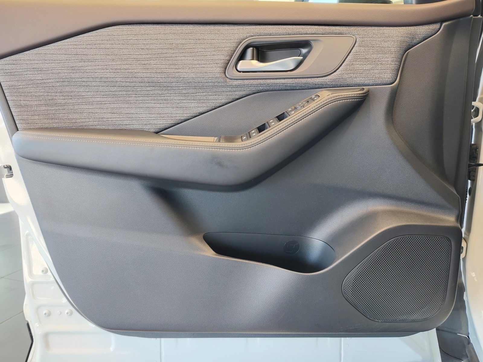 Used Car 2023 Nissan Rogue  Sv For Sale Under $25,000 In San Antonio, Texas