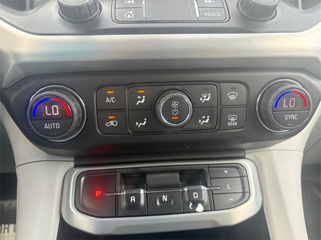 Used Car 2020 Gmc Acadia  Slt For Sale Under $25,000 In San Antonio, Texas