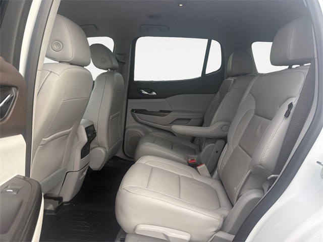 Used Car 2020 Gmc Acadia  Slt For Sale Under $25,000 In San Antonio, Texas