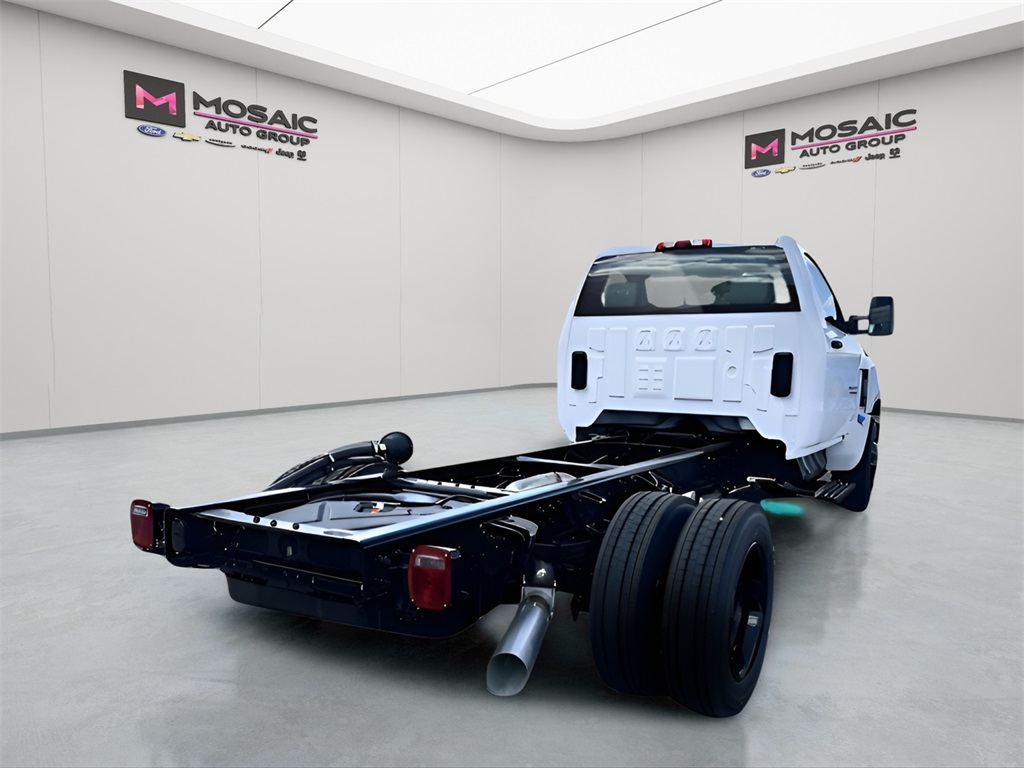 2024 Chevrolet Silverado 6500HD