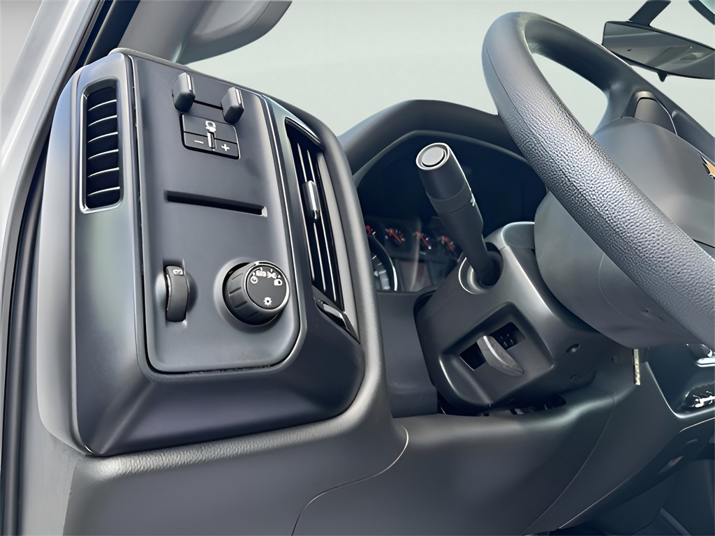 2024 Chevrolet Silverado 6500HD