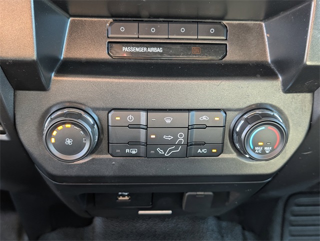 2017 Ford F-250SD XLT Blue at Autostrade