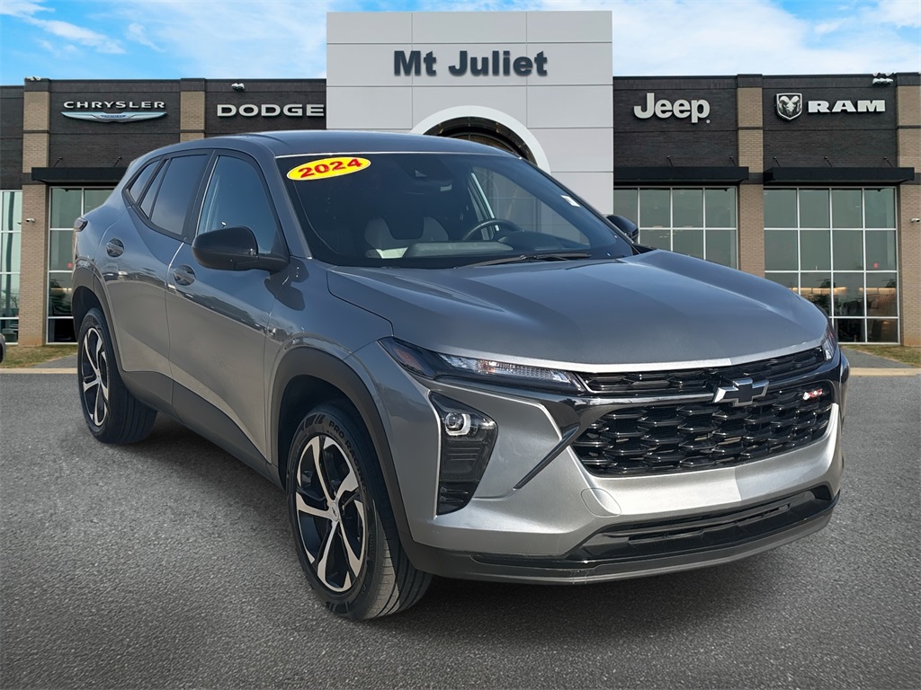 2024 Chevrolet Trax RS with 1RS FWD