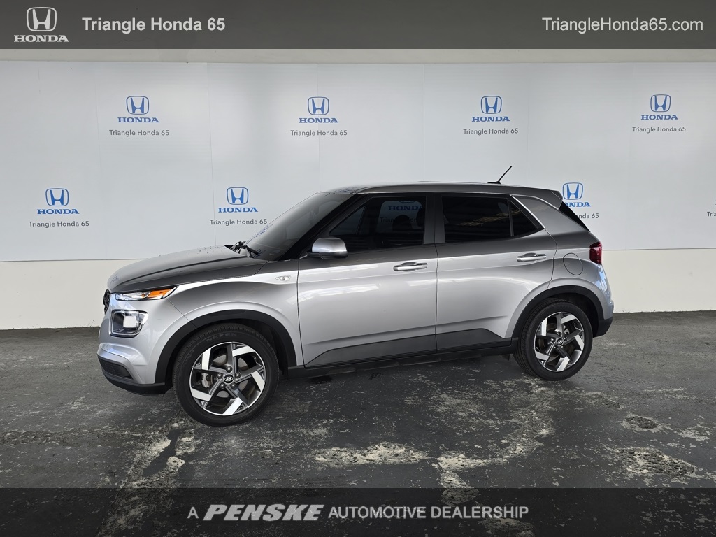 Thumbnail: 2024 Hyundai Venue - 1