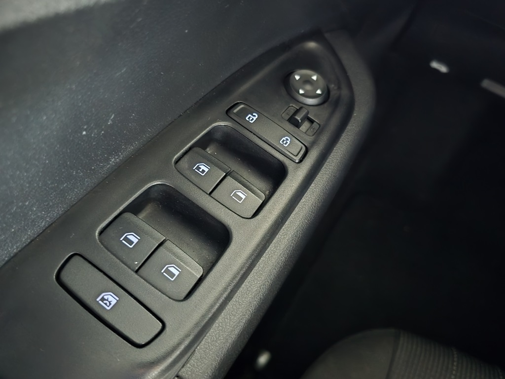 Thumbnail: 2024 Hyundai Venue - 8