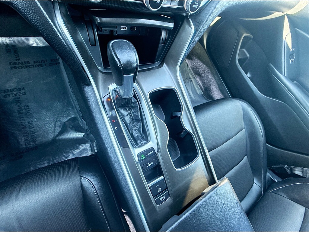 2021 Honda Accord Sport White at AutoSavvy Houston Northwest