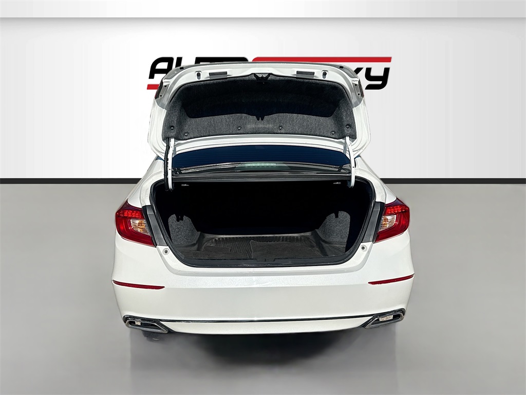 2021 Honda Accord Sport White at AutoSavvy Houston Northwest