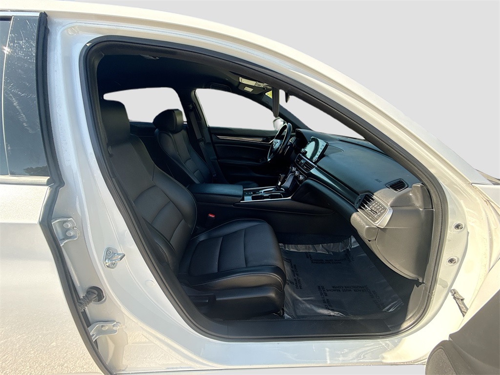 2021 Honda Accord Sport White at AutoSavvy Houston Northwest