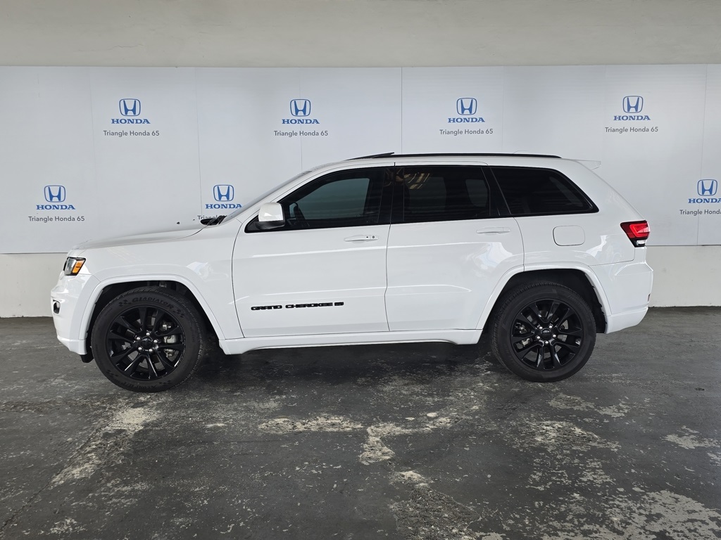 Thumbnail: 2022 Jeep Grand Cherokee - 2
