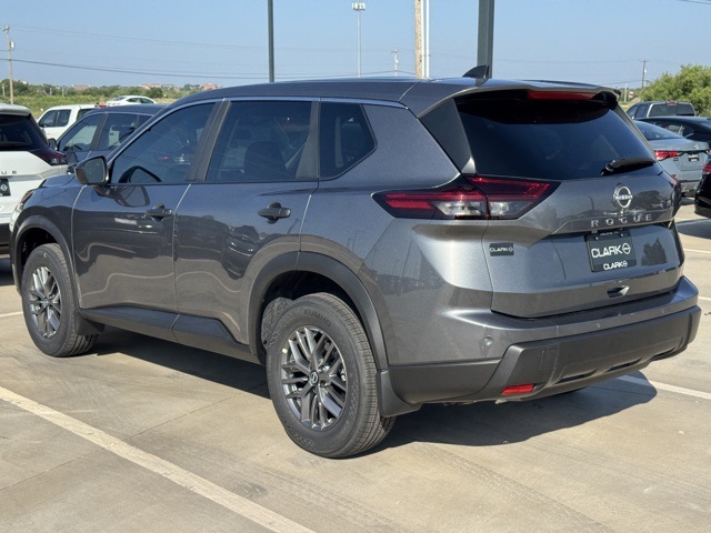 2026 Nissan Rogue S photo 4