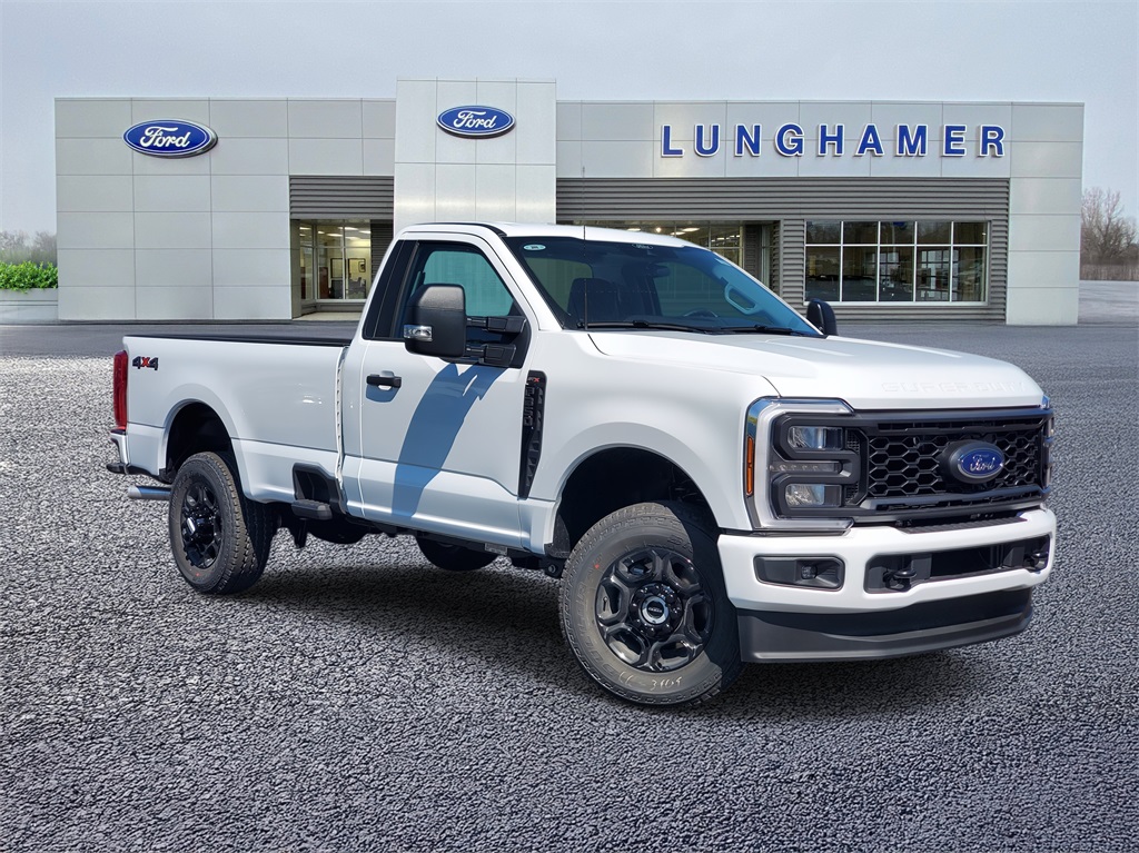 2026 Ford F-350 Super Duty XL's photo