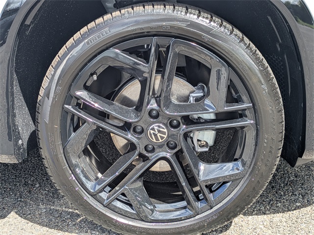 2025 Volkswagen Tiguan 2.0T SE R-Line Black White at Stokes Volkswagen