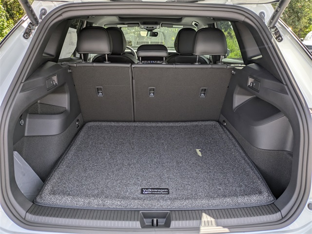 2025 Volkswagen Tiguan 2.0T SE R-Line Black White at Stokes Volkswagen