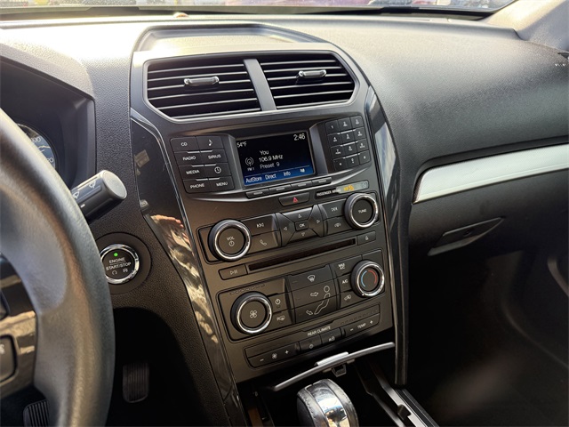 2017 Ford Explorer XLT Red at Autostrade