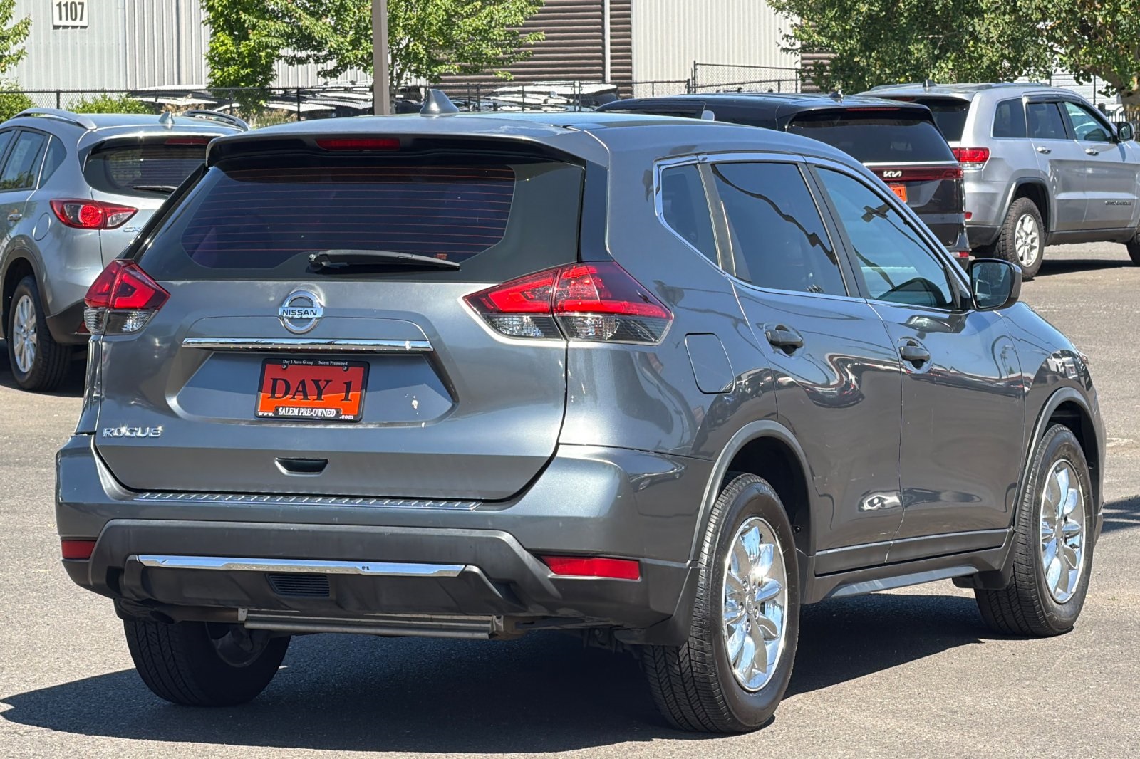 2018 Nissan Rogue S - Photo 5