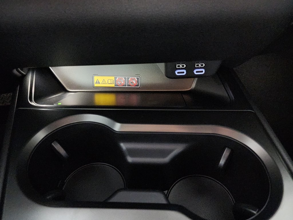 Thumbnail: 2025 Lexus UX - 23