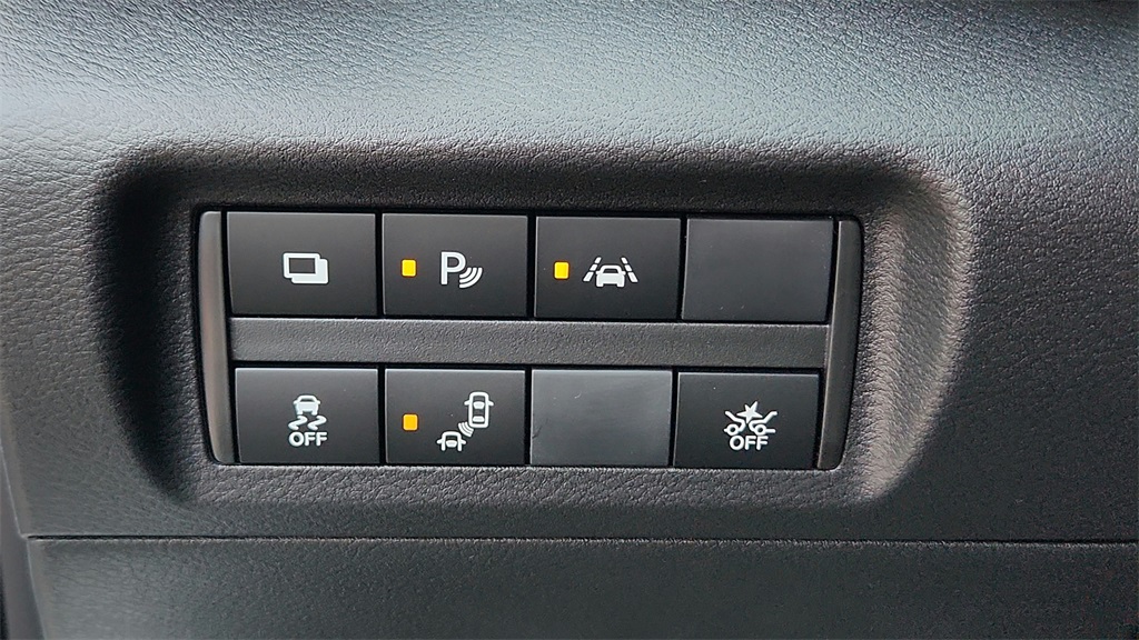 2025 Nissan Kicks Play