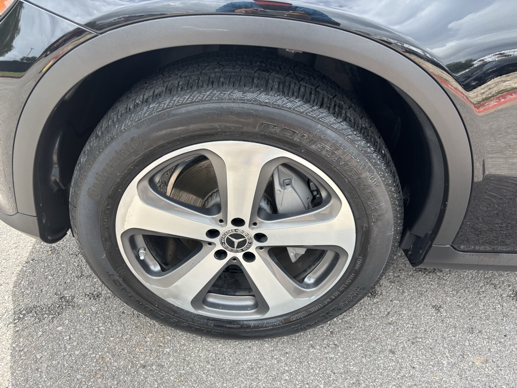 Used Car 2019 Mercedes-benz Glc  Glc 300 Coupe For Sale Under $30,000 In Austin, Texas