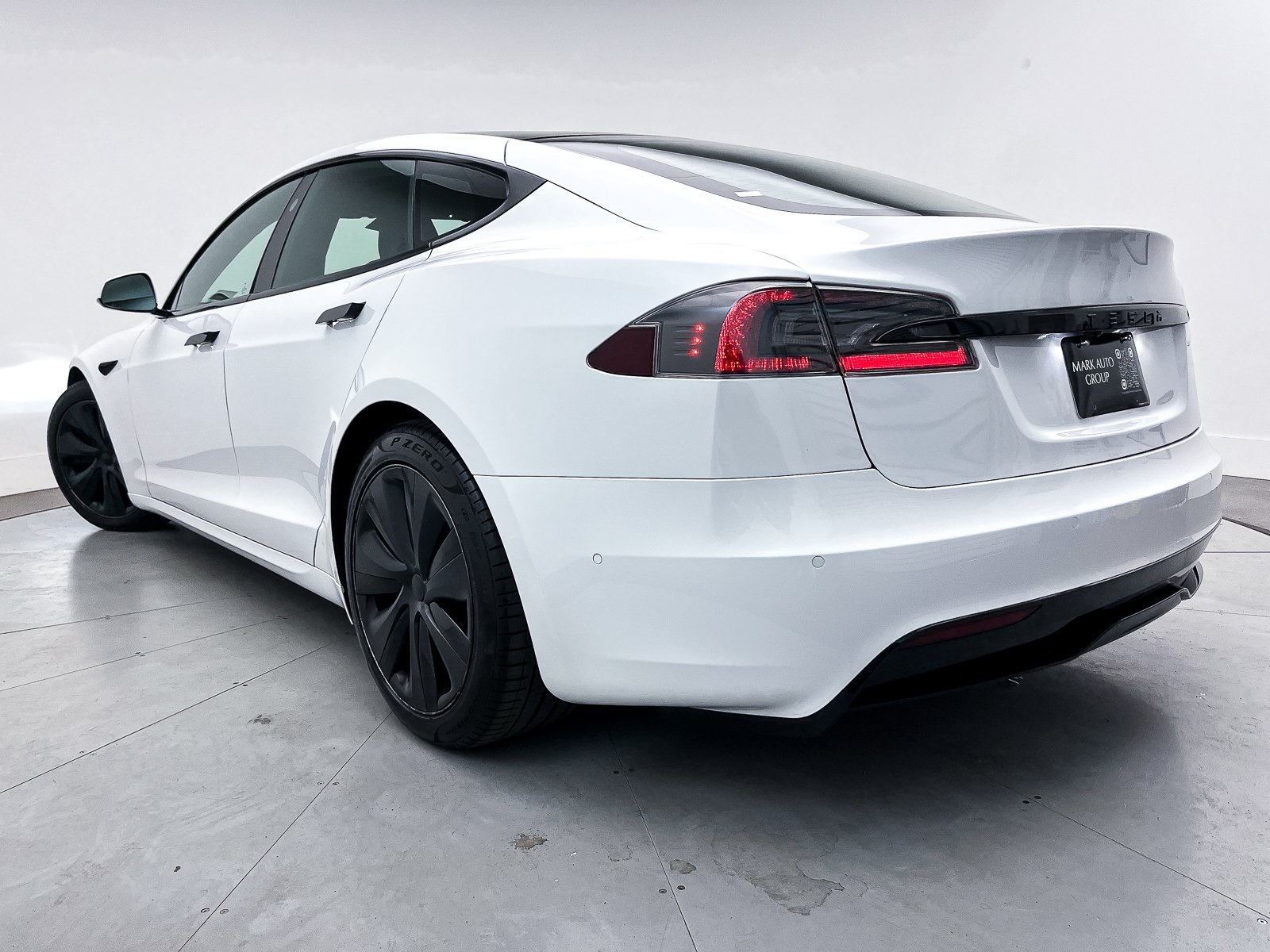 Used 2021 Tesla Model S Plaid with VIN 5YJSA1E68MF453458 for sale in Scottsdale, AZ